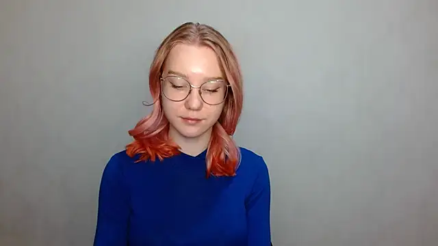 Snapshot of cindi_hot chatting on December 7, 1:29 pm cindi hot online show from December 7, 1:29 pm