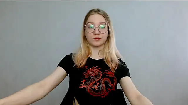 Snapshot of cindi_hot chatting on February 17, 10:18 am cindi hot online show from February 17, 10:18 am