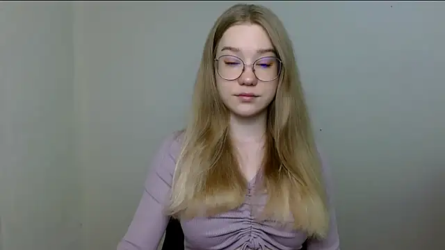 cindi hot online show from May 7, 11:26 am