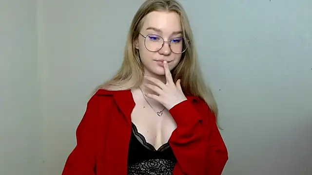 cindi hot online show from June 7, 10:30 am
