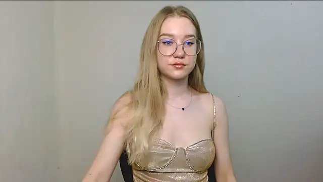 cindi hot online show from August 5, 10:07 am