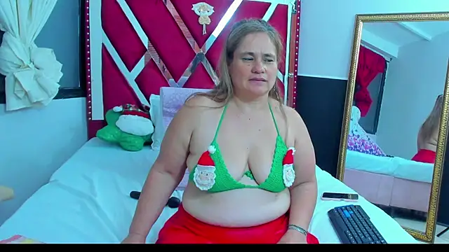 AnyelaGitanaMature online show from December 24, 4:00 am