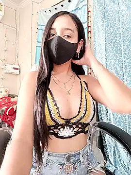 Snapshot of Parinaaz18 chatting on February 1, 5:39 am Parinaaz18 online show from February 1, 5:39 am
