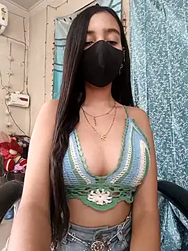 Snapshot of Parinaaz18 chatting on February 11, 8:26 am Parinaaz18 online show from February 11, 8:26 am