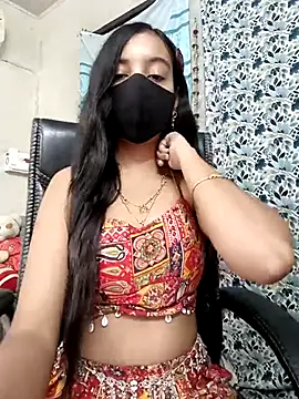 Snapshot of Parinaaz18 chatting on October 7, 1:36 am Parinaaz18 online show from October 7, 1:36 am