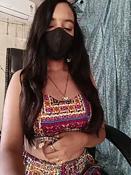 Parinaaz18 online show from June 25, 1:27 am