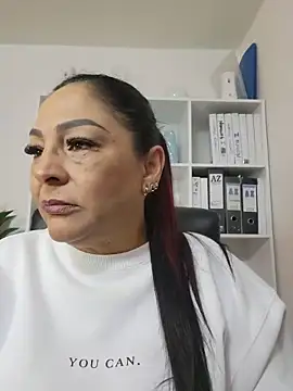 Snapshot of Gina_Myers chatting on May 23, 3:12 am Gina Myers online show from May 23, 3:12 am