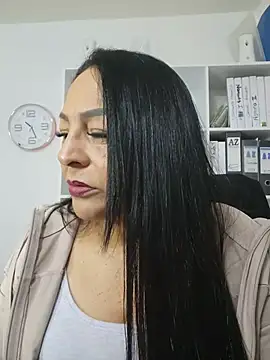 Snapshot of Gina_Myers chatting on May 31, 3:26 am Gina Myers online show from May 31, 3:26 am