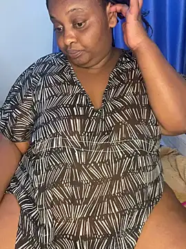 thickyelliana online show from March 6, 8:05 pm