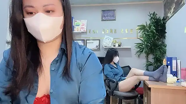 Bamboo Swetie online show from January 16, 2:41 pm