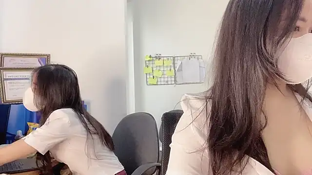 Bamboo Swetie online show from February 15, 7:06 am