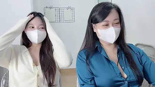 Bamboo Swetie online show from January 12, 4:01 pm