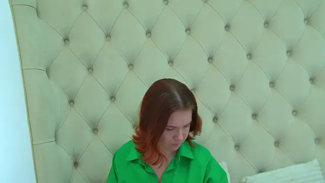 LessySmith online show from March 2, 5:08 am