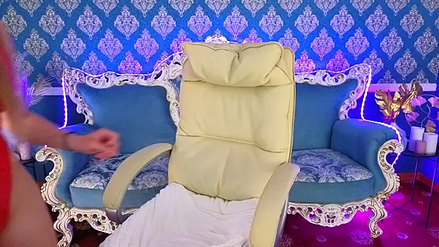 Lexi Si online show from July 16, 6:30 am