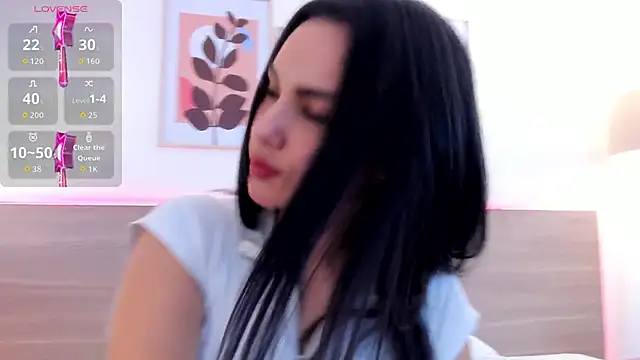 kareena basu online show from December 1, 6:35 pm