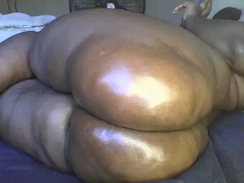 Gorgeous ass20 online show from April 27, 2:37 pm