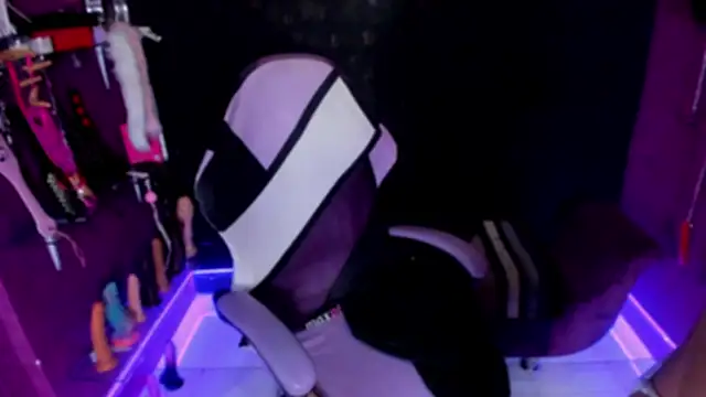 Alexa Slave online show from March 12, 7:42 pm