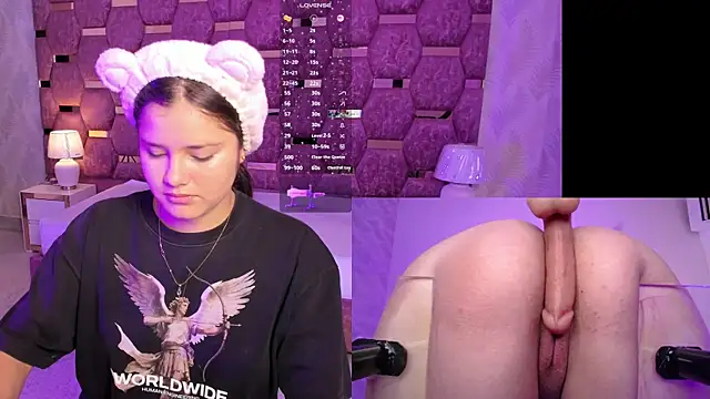 Trianna   online show from November 21, 2:05 pm