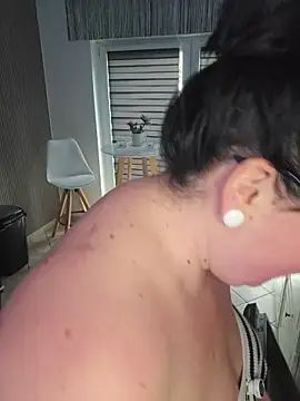 -BonnieBlack- online show from February 25, 8:24 am