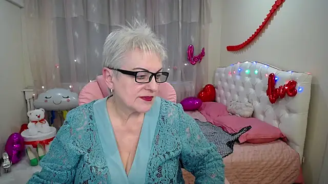 KayleSmoll online show from February 26, 4:58 am