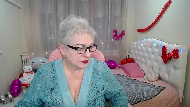 KayleSmoll online show from March 5, 5:07 am