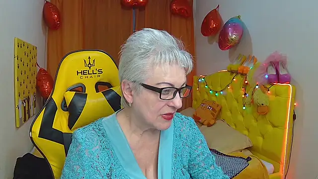 KayleSmoll online show from March 23, 1:53 am