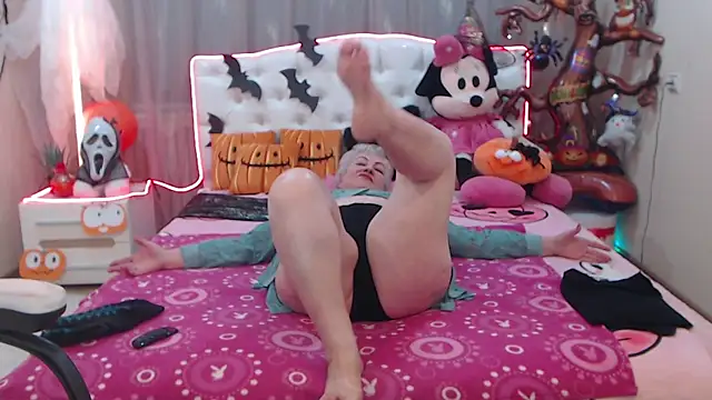 KayleSmoll online show from October 21, 6:52 pm