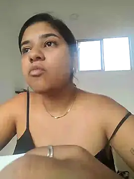 Snapshot of Sofythom1 chatting on January 17, 9:17 pm Sofythom1 online show from January 17, 9:17 pm