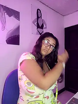 Snapshot of Sofythom1 chatting on March 19, 2:59 am Sofythom1 online show from March 19, 2:59 am