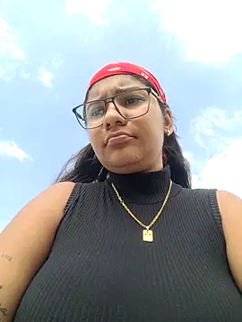 Snapshot of Sofythom1 chatting on March 22, 7:42 pm Sofythom1 online show from March 22, 7:42 pm