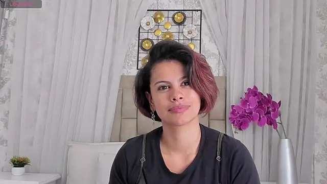 Snapshot of MarianaSanz chatting on February 16, 2:02 pm MarianaSanz online show from February 16, 2:02 pm