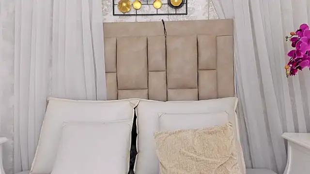 Snapshot of MarianaSanz chatting on February 17, 1:07 pm MarianaSanz online show from February 17, 1:07 pm