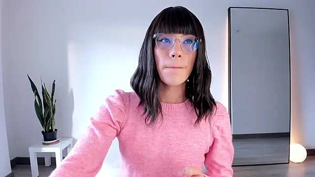 Snapshot of Kaarla___ chatting on February 21, 10:33 pm Kaarla online show from February 21, 10:33 pm