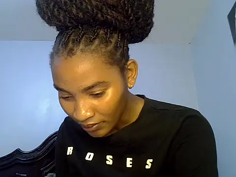 cute-alexis online show from June 18, 9:14 am