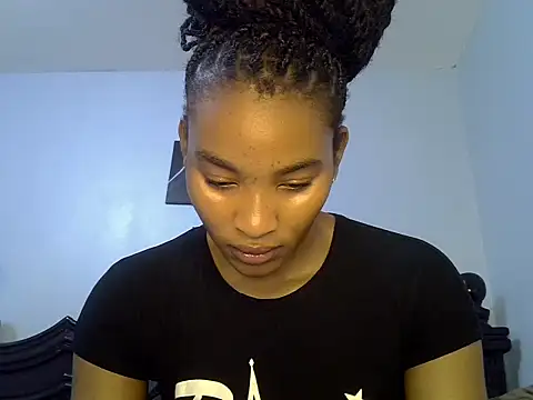 cute-alexis online show from June 19, 7:56 am