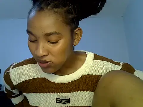 cute-alexis online show from June 23, 9:51 am