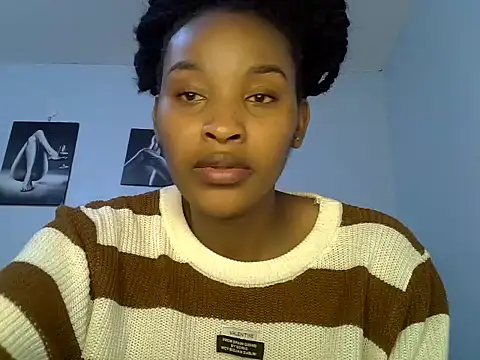 cute-alexis online show from July 29, 3:21 pm