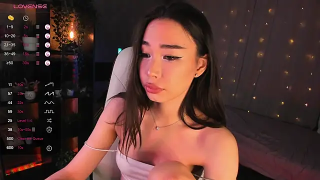 Snapshot of sensualily chatting on November 12, 3:34 pm sensualily online show from November 12, 3:34 pm