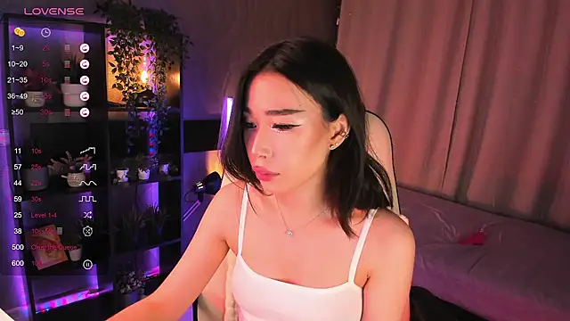 Snapshot of sensualily chatting on November 22, 3:44 pm sensualily online show from November 22, 3:44 pm