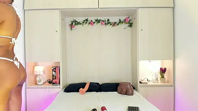 KendallRosse1 online show from December 5, 11:52 am