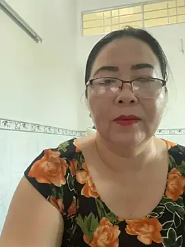 Snapshot of NDith chatting on March 2, 7:54 am NDith online show from March 2, 7:54 am