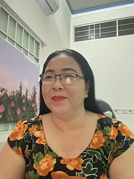 Snapshot of NDith chatting on March 2, 12:32 pm NDith online show from March 2, 12:32 pm
