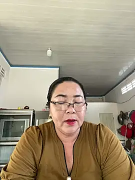Snapshot of NDith chatting on March 5, 8:54 am NDith online show from March 5, 8:54 am
