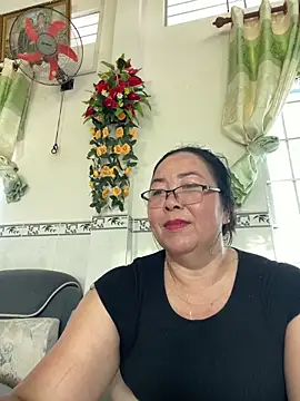 Snapshot of NDith chatting on March 6, 12:54 am NDith online show from March 6, 12:54 am
