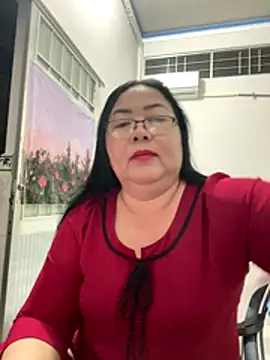 Snapshot of NDith chatting on January 5, 10:46 pm NDith online show from January 5, 10:46 pm