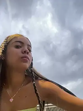 Snapshot of NAUGHTY_LITTLE_18 chatting on December 19, 11:03 pm NAUGHTY LITTLE 18 online show from December 19, 11:03 pm