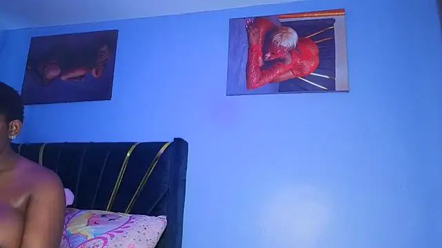 Snapshot of Cherriikenzie chatting on May 27, 12:35 pm Cherriikenzie online show from May 27, 12:35 pm