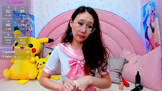 Nao  Chan  online show from March 10, 4:49 am