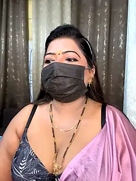 Snapshot of Oh-Monika chatting on September 18, 4:42 pm Oh-Monika online show from September 18, 4:42 pm