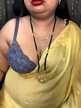 Snapshot of Oh-Monika chatting on October 1, 3:56 am Oh-Monika online show from October 1, 3:56 am